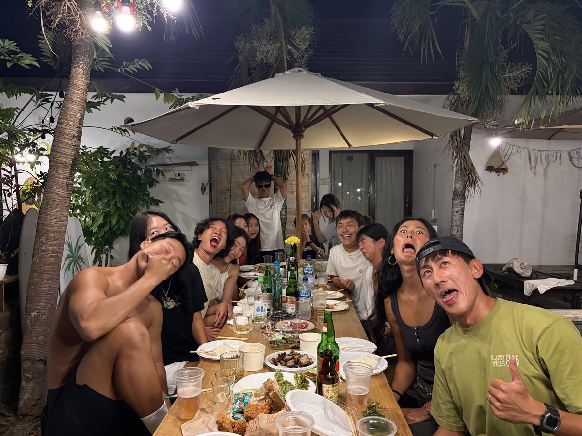 오름서프하우스 캠프 파티