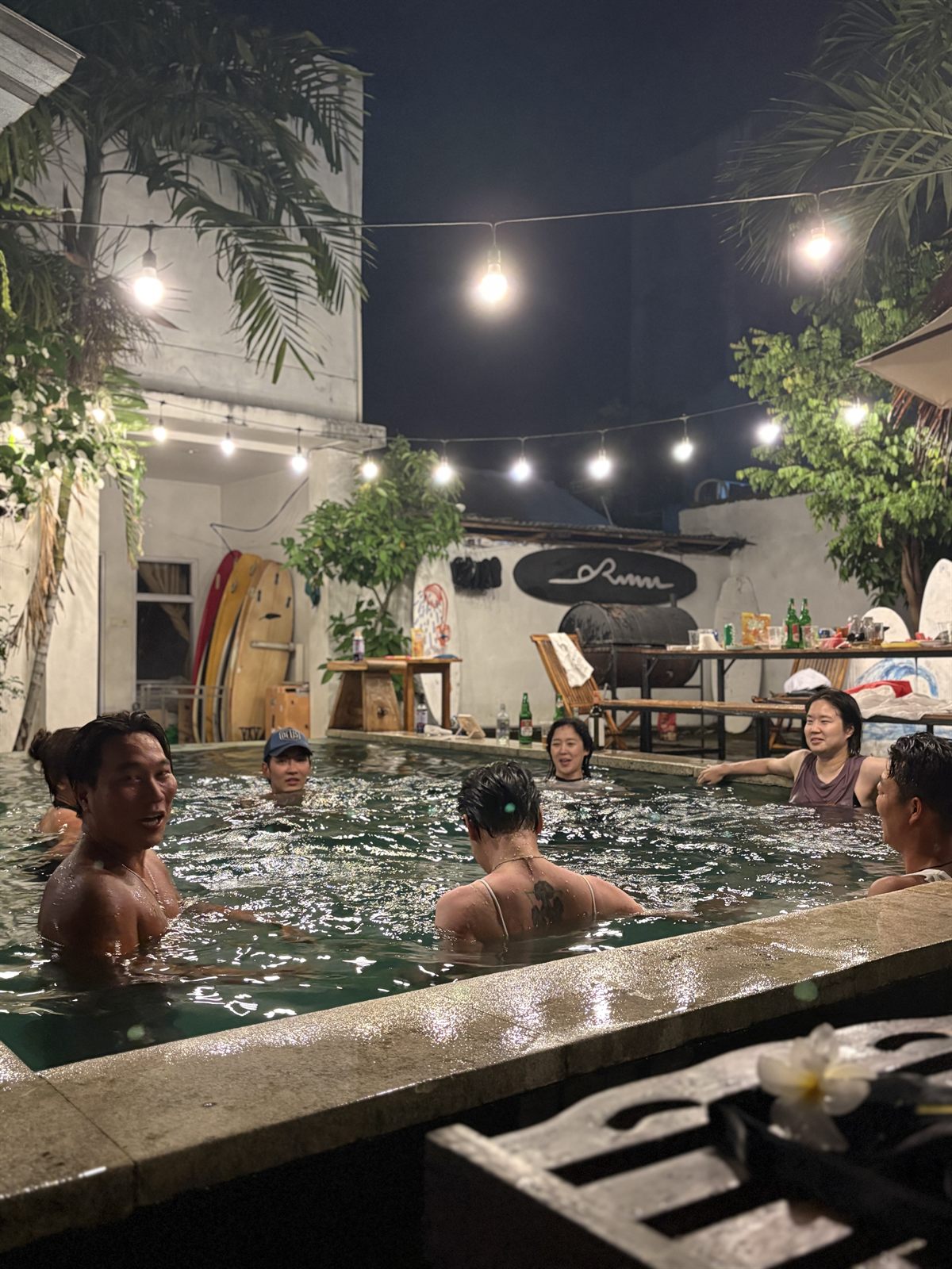 오름서프하우스 캠프 파티